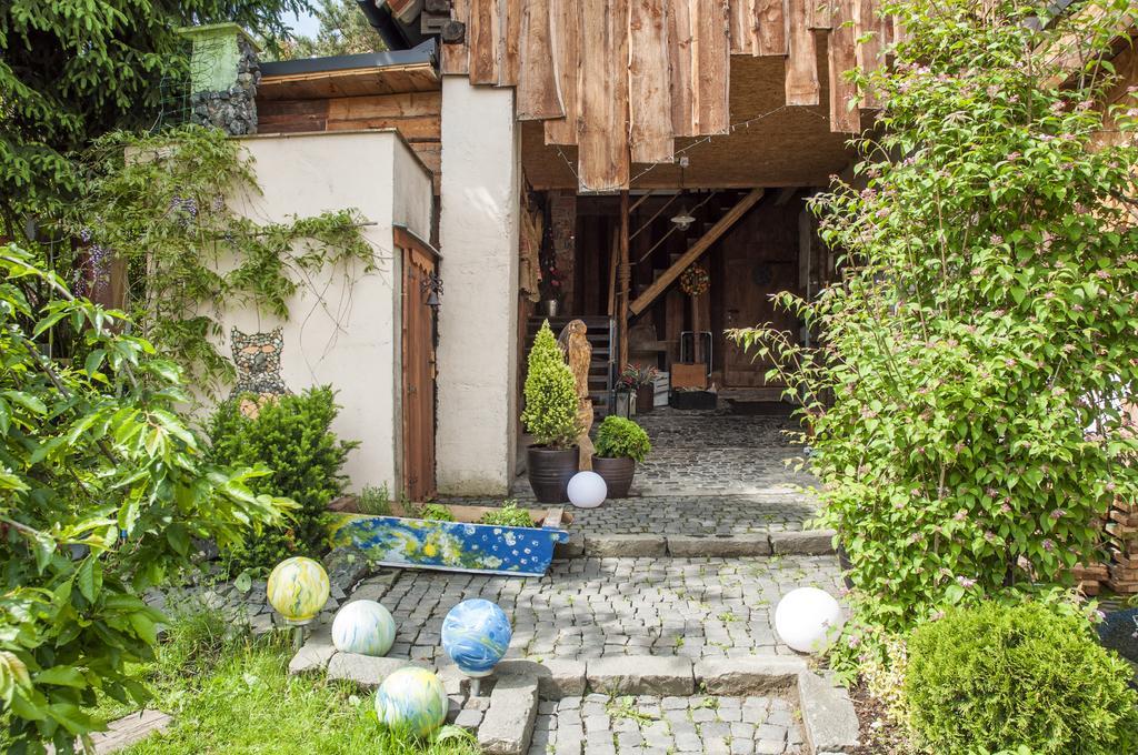 Villa De Likua ルジョムベロク エクステリア 写真